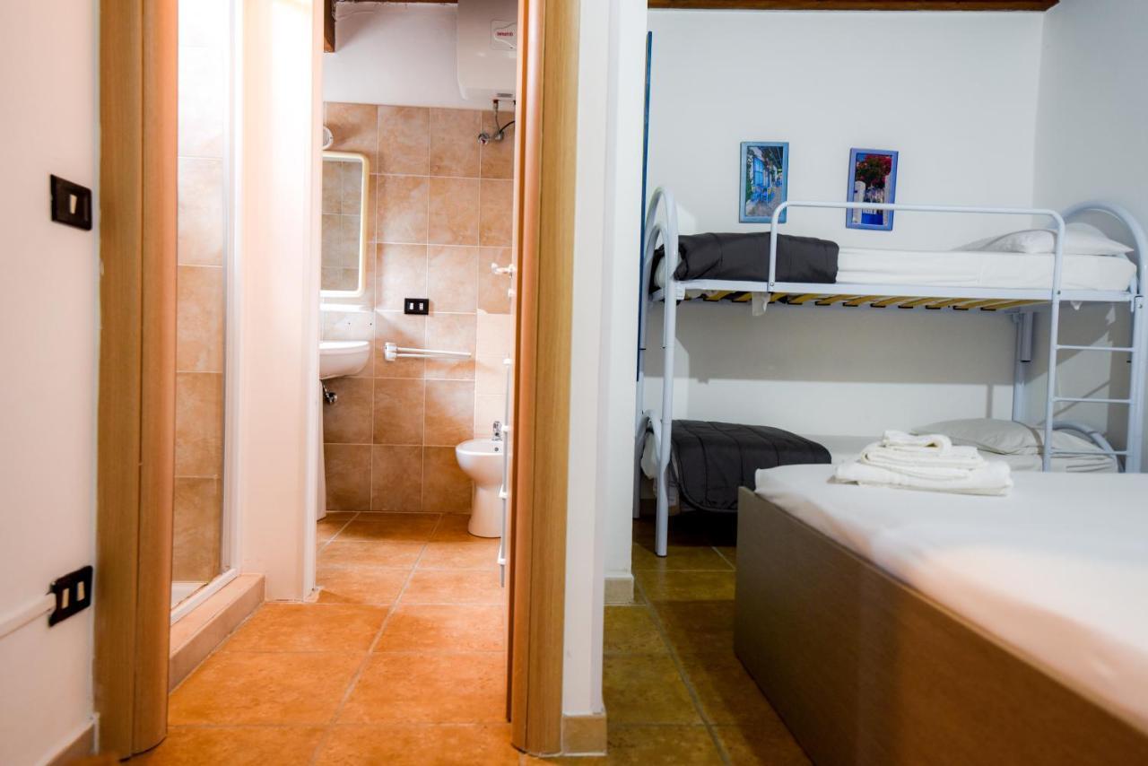 B&B Macchia Mediterranea ซานเปียโตร อิน เบวานญา ภายนอก รูปภาพ
